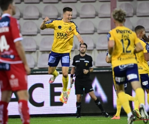 Waasland-Beveren haalt het van KV Kortrijk na blunder van doelman Jakubech