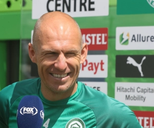 🎥 Arjen Robben reageert na rentree bij Groningen: "Opgeven staat niet in mijn woordenboek"