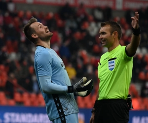 Simon Mignolet reageert na gelijkspel met twee betwistbare strafschoppen