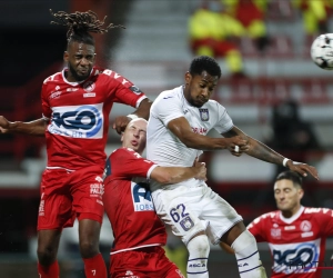 🎥  KV Kortrijk geeft Ilombe Mboyo enkele moeilijke dilemma's: "Been of Vanhaezebrouck? Vanhaezebrouck. Zonder discussie."