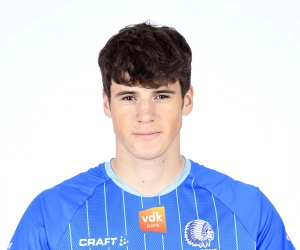 18-jarige Mathéo Parmentier speelde zijn eerste minuten in 1A voor KAA Gent, maar debuteren als prof deed hij in januari al aan de zijde van Killian Overmeire