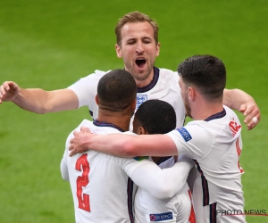 Engeland wint in een wedstrijd met twee gezichten van Tsjechië