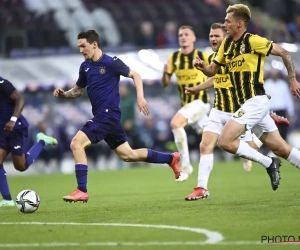 Geen ideale aanloop naar belangrijk Europees duel: Anderlecht-spelers wakker gehouden door aanhangers van Vitesse 