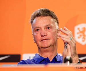 Louis Van Gaal steelt andermaal de show op persconferentie: "Nou zeg ik weer teveel"