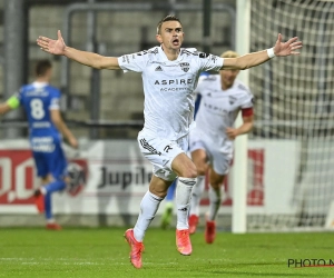 Tienkoppig Eupen zadelt Genk met fikse kater op en komt mee op kop na dramatisch slot