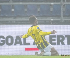 Openda nekte Feyenoord en is de eerste speler van Vitesse die ooit drie keer in één seizoen scoorde tegen de Rotterdammers