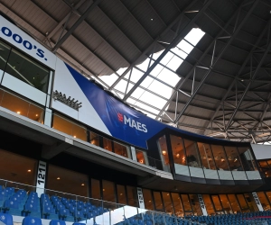 Het gat blijft nog een hele tijd zitten, maar woensdag kan er wel gevoetbald worden in de Ghelamco Arena