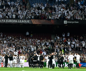 Eintracht Frankfurt wordt overrompeld door fans die naar de finale van de Europa League willen