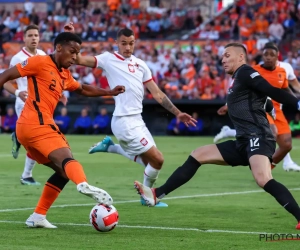 Louis van Gaal heeft het gehad met De Kuip: "'t Is hier allemaal oude troep"