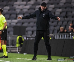 Hein Vanhaezebrouck is érg kritisch: "Ik mag ze niet doodschieten, want dan spelers te weinig" en "Dat zag ik nog nooit"