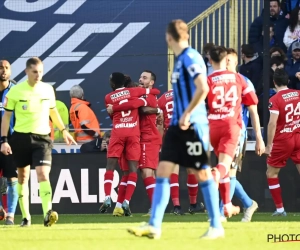 Antwerp veegt 2-0 achterstand weg op Club Brugge na een discutabele penaltyfout van Mechele in beladen topper