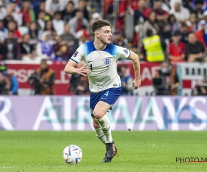 OFFICIEEL: West Ham-sterkhouder wordt duurste Engelse speler ooit, Londense club bevestigt vertrek middenvelder