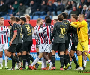 🎥 Bizar en gevaarlijk: supporter waant zich Tarzan tijdens Brabantse derby