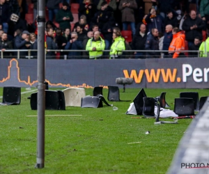 Waanzinnige beelden in Go Ahead Eagles-Twente: match stilgelegd nadat beide supportersgroepen stadion afbreken