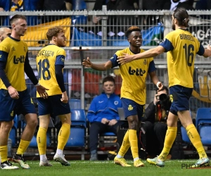 Union pakt volle buit op het veld van Racing Genk en gooit titelstrijd weer helemaal open