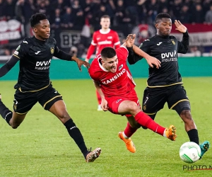 Emotionele Anderlecht-speler reageert op uitfluiten en kritiek van eigen fans: diep in de put