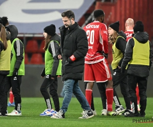 Standard-coach Carl Hoefkens haalt uit naar zijn spelers na gelijkspel tegen Charleroi, maar is hij zelf ook niet schuldig?