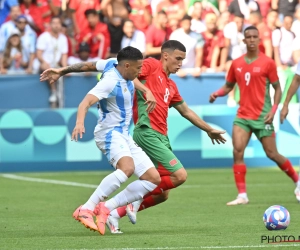 🎥 Eerste voetbalmatch op Olympische Spelen eindigt in totale chaos... en met VAR in hoofdrol