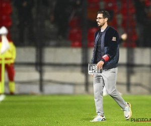 Deinze-coach Hernan Losada reageert op bus die veel te laat aankwam in Antwerpen: "De club heeft andere zorgen"