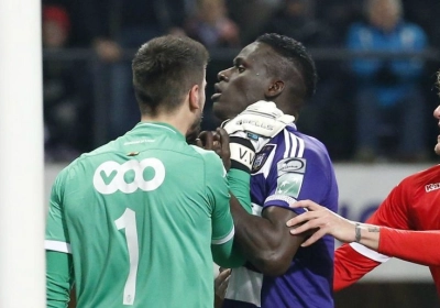 Over een Clasico moet je Victor Valdes niets leren, dat mocht Kara Mbodj aan den lijve ondervinden