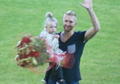 Kippenvelmoment op de Bosuil: emotioneel afscheid boegbeeld!