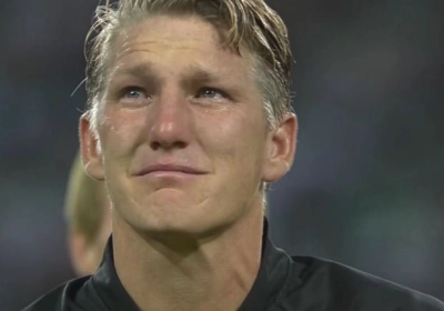 "Schweinsteiger wordt als een melaatse behandeld door Mourinho"