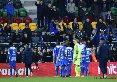 Genk-spelers durven eigen fans niet onder ogen komen na de 6-0-pandoering, maar dat werd door de furieuze aanhang niet aanvaard...