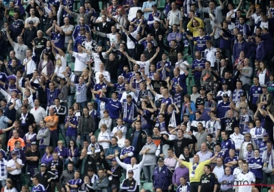 Fans Anderlecht krijgen al vóór de match bekogeling met stenen