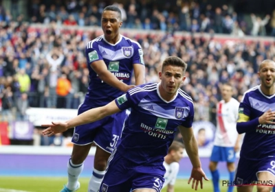 Anderlecht mag 34ste titelfeest al beginnen organiseren, Club Brugge krijgt voetballes in het Park