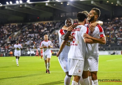 Wát een doelpunt van Antwerp-speler, in stijl van de meester: "Ja, ik kijk veel naar de goals van Zlatan"