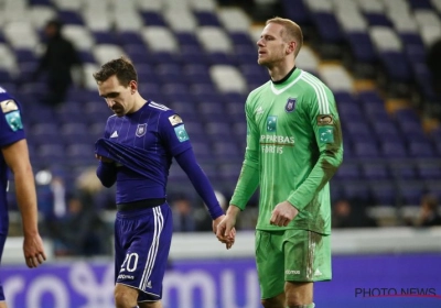 Kums zucht: "Charleroi was goed, maar we mogen niet vergeten dat ze tegen tien man stonden"