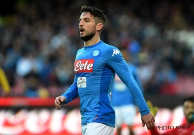 Mertens pikt zijn doelpunt mee in de topper, Napoli springt over Juventus naar de leiding