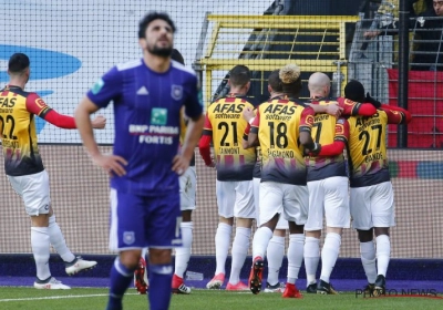 Gelijke verdeling tussen twee uitersten: "Anderlecht is een puinhoop" vs. "Mechelen leeft weer"