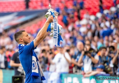 Hazard heel eerlijk na weer een prijs met Chelsea: "Man U had meer kansen, maar ze hadden pech..."