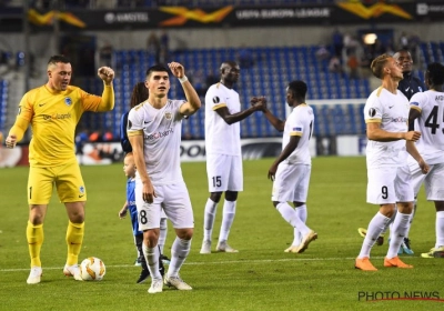 Trossard en Malinovskyi danken Genk-supporters: "Dit is opnieuw de sfeer van enkele jaren geleden"