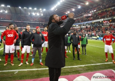 ? Luyindama beledigt Anderlecht-fans en riskeert een proces verbaal: middelvinger en "Puta Anderlecht"