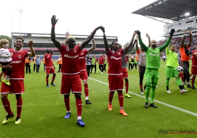 🎥 Facebook LIVE: Antwerp gaat Europa in en de transfergeruchten en mogelijke trainerswissels swingen de pan uit