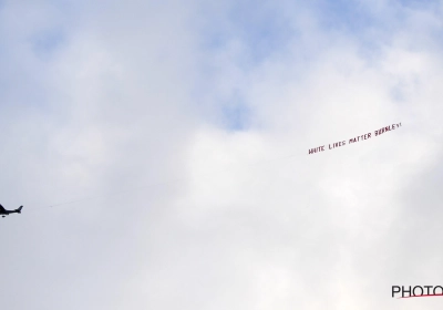 Burnley veroordeelt 'White Lives Matter'-spandoek boven stadion: "We gaan ze levenslang bannen"