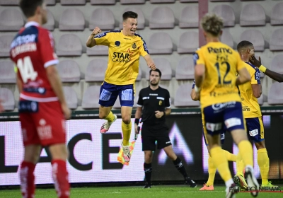 Waasland-Beveren haalt het van KV Kortrijk na blunder van doelman Jakubech