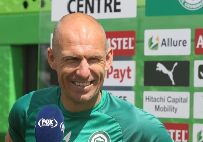 🎥 Arjen Robben reageert na rentree bij Groningen: "Opgeven staat niet in mijn woordenboek"