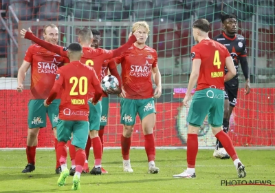 Vijf dolle minuten zijn genoeg: KV Oostende wint West-Vlaamse derby met grote cijfers van Zulte Waregem