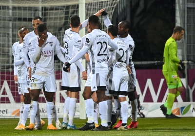 Eupen wint met 3-1 en duwt Charleroi dieper in vormcrisis