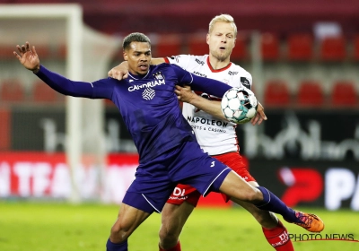 Makelaar overtuigd dat dit Anderlecht zou groeien met Deschacht in de basis: "Oli laten vertrekken was grootste fout van het Brusselse bestuur"