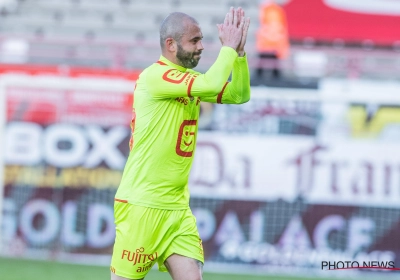 Komt er nóg een applauswissel? Defour heeft laatste match nog niet gespeeld: "Was klaar voor afscheid, de boys niet"