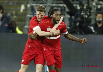 'Antwerp-spelers mogen aardige bonus verdelen door zege tegen Anderlecht en het behalen van derde plaats'