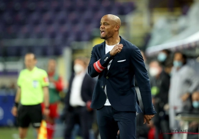 Kompany zag eigen ploeg "niet op niveau" en Mbokani uitblinken: "Hem gemotiveerd? Er zijn enkel bewonderaars van Dieu bij Anderlecht"