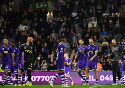 Wat kan Beerschot in de eerste match zonder Peter Maes? Laatste in de stand gaat op zoek naar overwinning op bezoek bij KV Oostende 