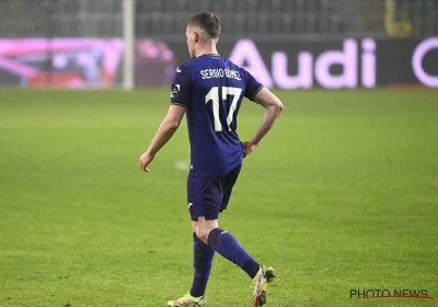 Sergio Gomez mist mogelijk start van volgend seizoen bij Anderlecht als hij onder het mes moet