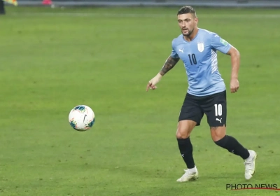 🎥 "Hoe is dit geen goal?" - Peru voelt zich bestolen tegen Uruguay nadat doelman met bal over de lijn stapt