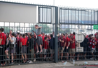 Duizenden Liverpool-fans - met ticket - missen finale, UEFA komt met statement over gebeurde